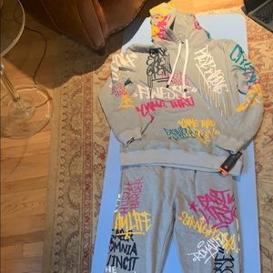 Elbow grease fashion killer pull over set